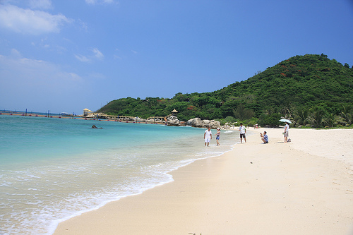 蜈支洲岛